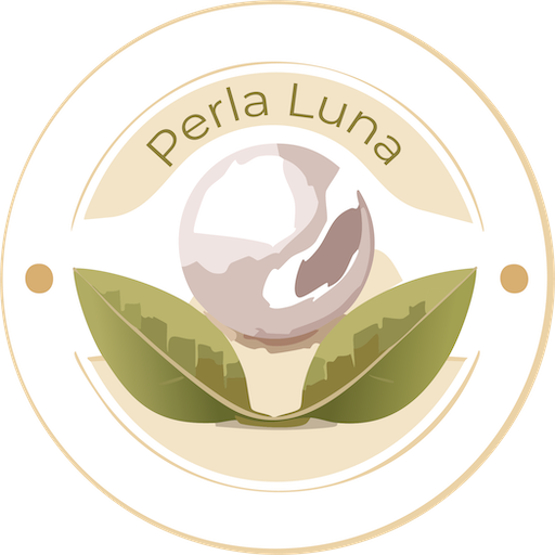 Perla Luna Essentials Logo